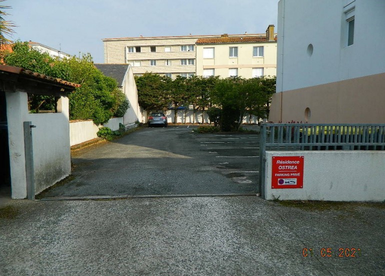 Parking privé de la résidence