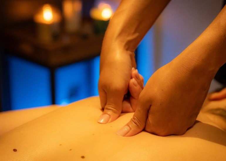 Massage relaxant ou décontractant